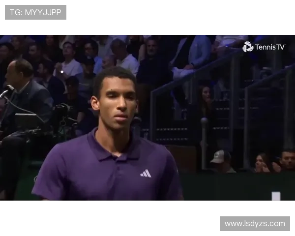 阿利亚西姆对布勃利克巴黎大师赛半决巅峰对决火花四射鏖战到底 阿利亚西姆对布勃利克巴黎大师赛半决巅峰对决火花四射鏖战到底